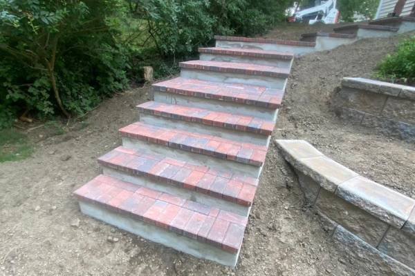 Stoops and steps (3)